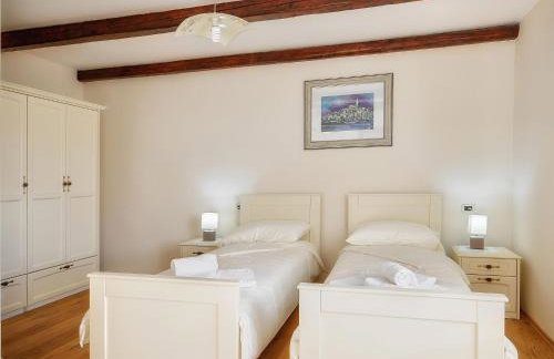 Holiday Home in Golas With Private Pool - Foto 50