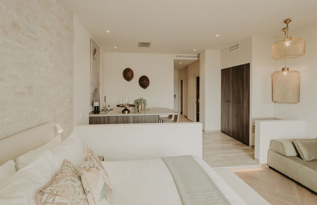 Comfy Studios Hotel - Photo 14