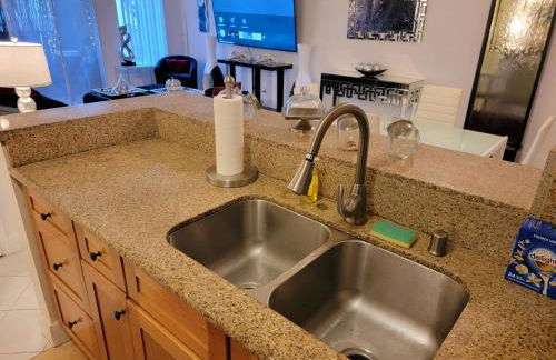 A Tranquil Retreat in Tarzana CA - Foto 32