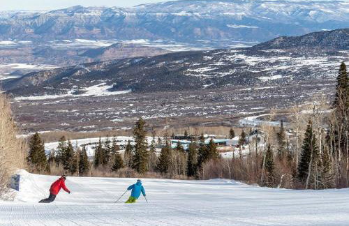 Ski and Ride Mountain Haus - Hot Tub, Fire Pit, Game Room & Deck - Foto 76