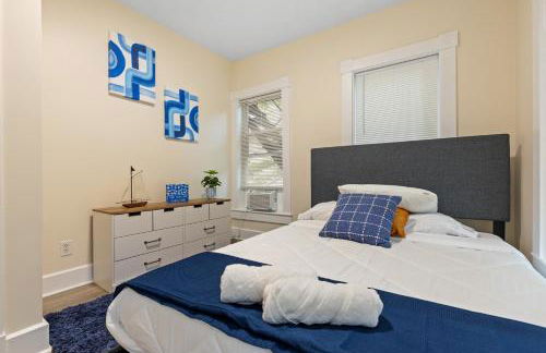 Skyrise Two Stories - Centrally Located - Foto 6