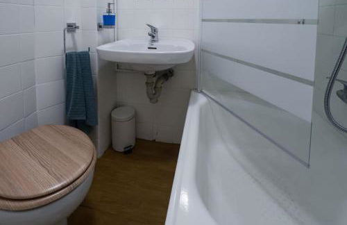 El gato de arriba - Foto 15