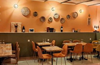 Mazet en provence pour 4, piscine chauffée privée, jardin clos privé, barbecue, chiens admis - Foto 17