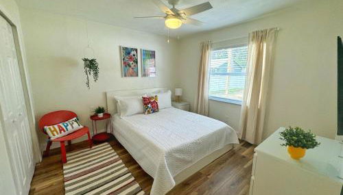 NEW - Amazing Sunshine - Up 6 Guests-Private Backyard - Foto 5