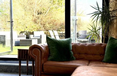 Peak District Getaway Retreat! The most Stunning Garden Views - Firepit - Brand newly refurbished - Perfect for friends & family getaways - Photo 47