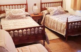 CASA TURÍSTICA Villa Carmen, CON AMPLIO JARDIN QUE INCLUYE BARBACOA, 2 PORCHES, PARKING PRIVADO Y PISCINA - Foto 29