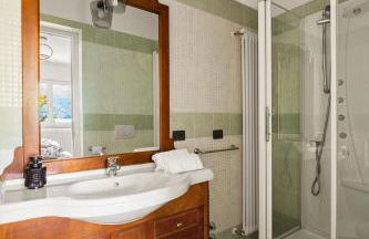 Luxury townhouse with panoramic Como lake views by Aura Luxury Collection - Foto 28