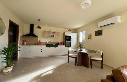 La cahuete Maison neuve, borne électrique, terrain de boules, jardin clos privé - Foto 19