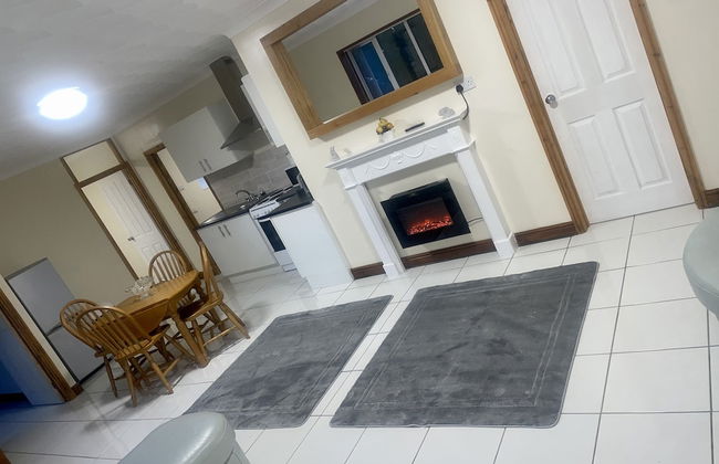 Beautiful 3-bed Bungalow in Bawtry Doncaster - Photo 1