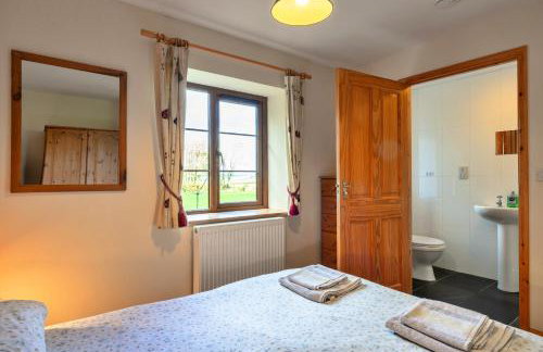 Finest Retreats - Tarkas Holt Log Cabin, Stowford - Foto 17