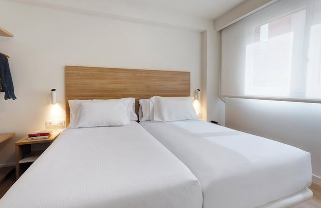 Sercotel Logroño Suites - Photo 5