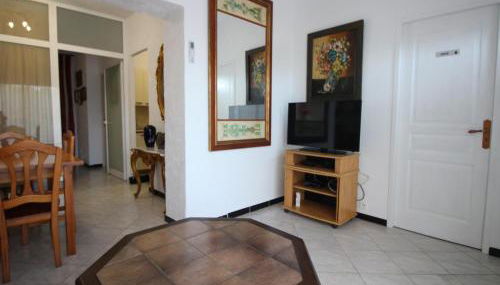 GRIFEU 4 - Apartamento situado muy cerca de la playa de Cap Ras, para 4 personas - ES-228-194 - Foto 5