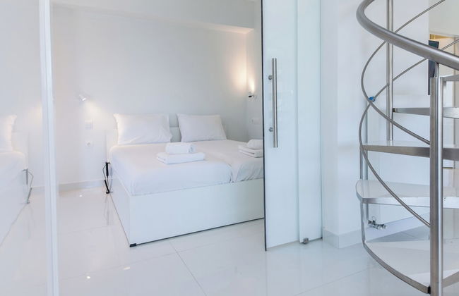 Marousi 2 Bd Luxury Living w Shared Pool - Foto 7