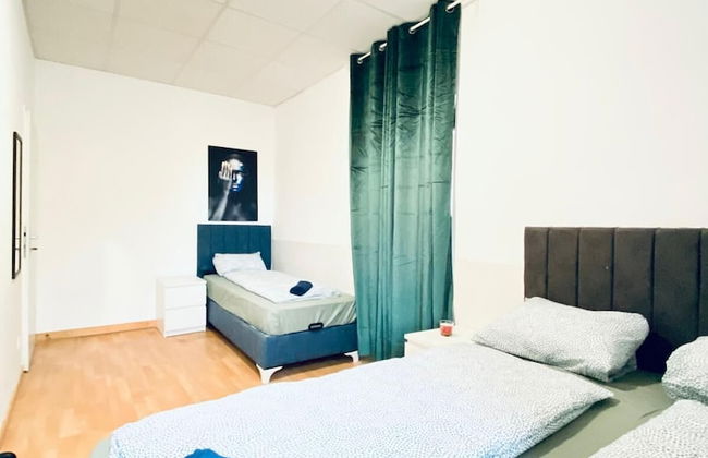 Stylish Shared 3-Bedroom Stay Near City - Foto 33