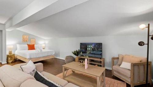 Studio steps to Soccer and OTR and Downtown - Foto 3