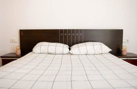 Ground floor apartment on the seafront with pool - Foto 13