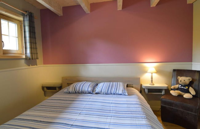 Sumptuous Chalet in Septon with Sauna & Hot Tub - Photo 4