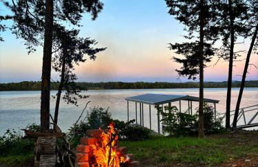 Exclusive Lakefront Retreat on Douglas Lake - Photo 12