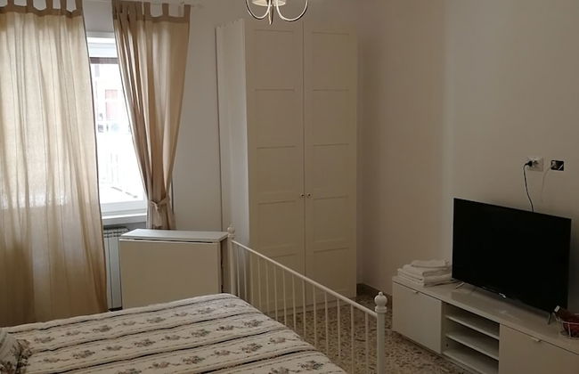 Triple Room With Private Bath 10 Min From Tiburtina Station - Foto 3