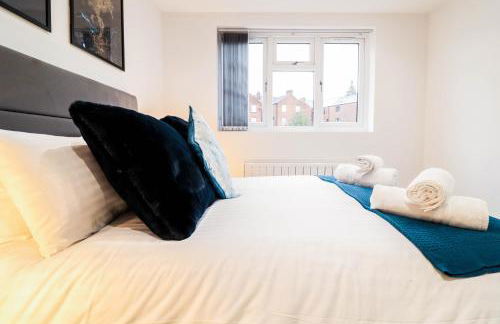 The Booker Retreat - Bright 1BR Top Floor Apt with Free Secure Underground Parking - Foto 25