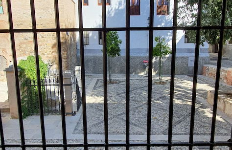 Vista Alhambra Apartamentos - Photo 52