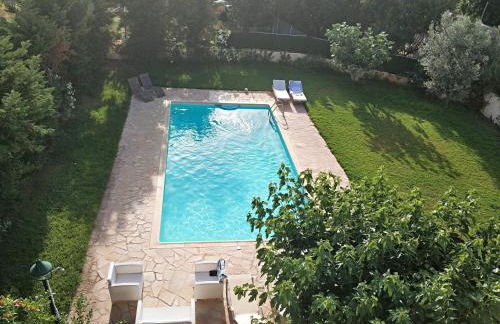 Relaxing Villa with Swimming Pool and Garden - Foto 12