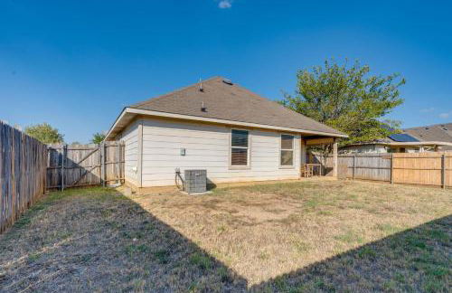 Private Yard and Patio Fort Worth Family Home - Foto 28