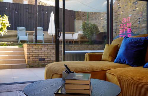 Designer Wandsworth flat -Hot Tub, PS5, Pool Table - Foto 18