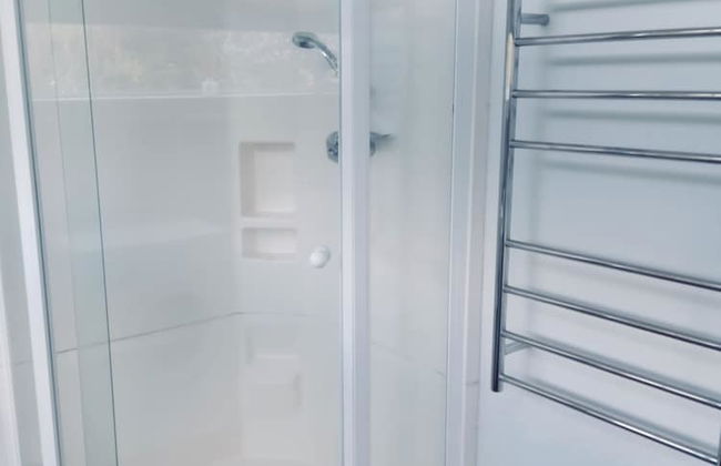 Magical Retreat with Luxury Pool & Spa - Foto 8