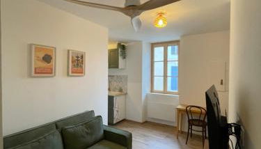 Le petit cosy - proche centrale tricastin & marché aux truffes - Foto 1