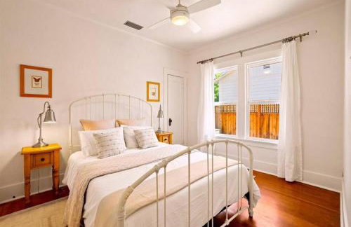 Vine Street Bungalow-Hot Tub, EV, Walk to Town - Photo 31