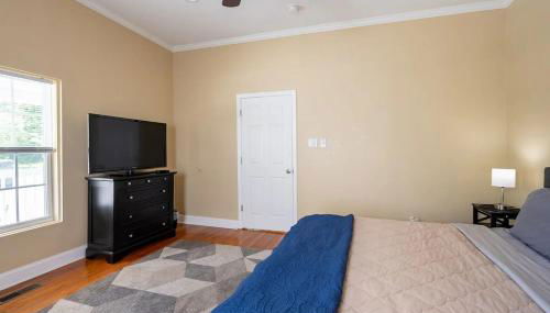 Modern 3-bedroom, big fence yard, Pets stay free - Foto 3