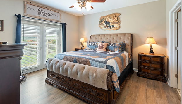 Sleepy Bear Getaway 1 Bedroom Condo by RedAwning - Foto 2, Imagen principal