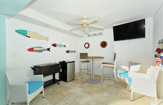 Tarpon Pointe 2 Bedroom Home by RedAwning - Photo 23