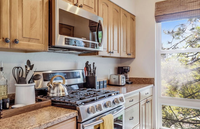Pinegrove by Avantstay Beautiful Villas Condo Just Outside Tahoe City! - Foto 30