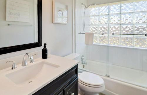 Coastal Bliss 3Bdr with Pool, Game Room, Lanai - Foto 53