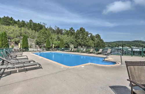 Balcony and Seasonal Pool Lakefront Ozark Condo - Photo 3