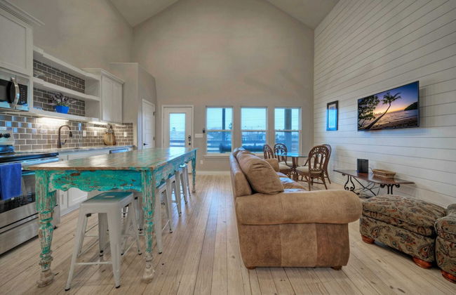 Sleeps 28 2 Homes w/ Boat Dock & Waterfront Pool Laguna Village Haven - Foto 5