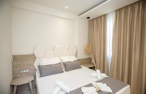 Amalia Deluxe Villas - Photo 73