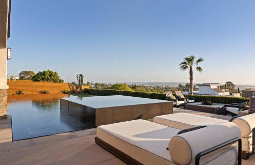 Panoramic Ocean sunset Views with Heated Pool & Spa best location - Foto 28