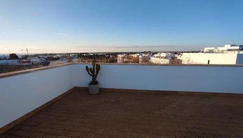 Apartamentovistasconil, ático con piscina, jardín, pista de pádel y solárium - Foto 3