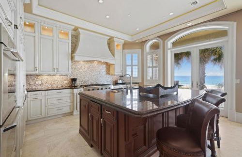 Capitano - Huge Luxury Beachfront Home with Private Pool & Rooftop Deck - Foto 2