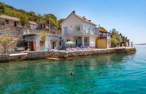 Awesome Apartment In Lukovo Sugarje - Foto 1