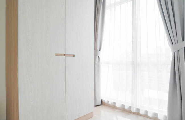 Best Studio with Pool View at Menteng Park Apartment - Photo 15