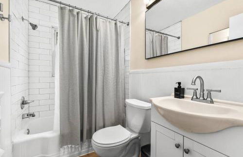 New! Cozy Mid Century Modern Oasis 3bd Home - Foto 8