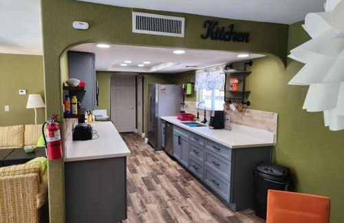 Alicia Alibi vintage Vegas pool house - Foto 62