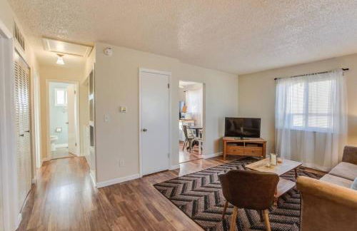 2BR Aptmt Parks Private Deck, Mountain Views! - Foto 16