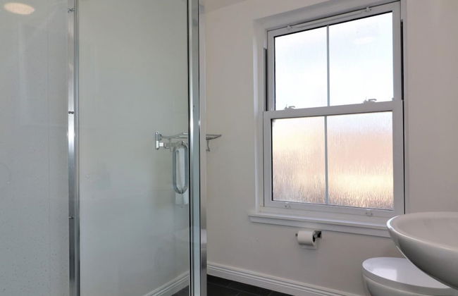 No 11 Bonnet Road - 2 Bed - Photo 18