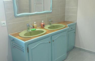 Le Tilleul 9 personnes 5 Chambres 6 lits 15 min du Futuroscope - Foto 13