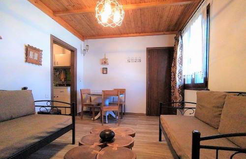 Stone Built Rustic House - Foto 14